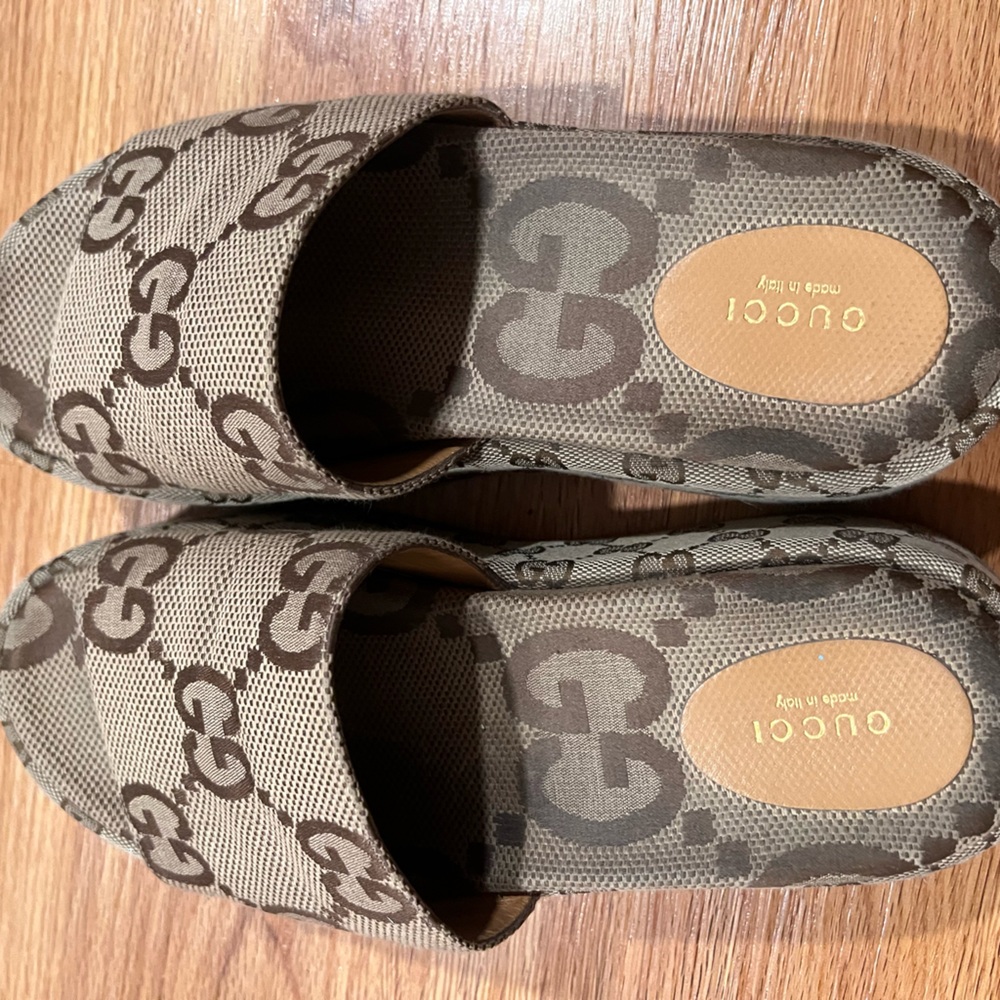 Platform Gucci sandals
